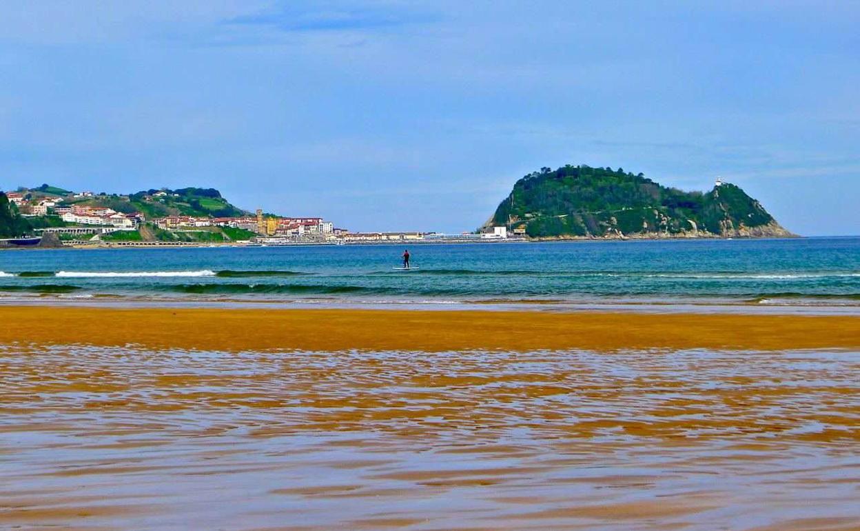 La clásica vista del ratón desde Zarautz. 