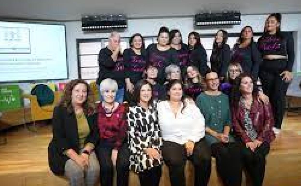 Emakundek emakume ijitoak ere kontutan hartzen ditu.