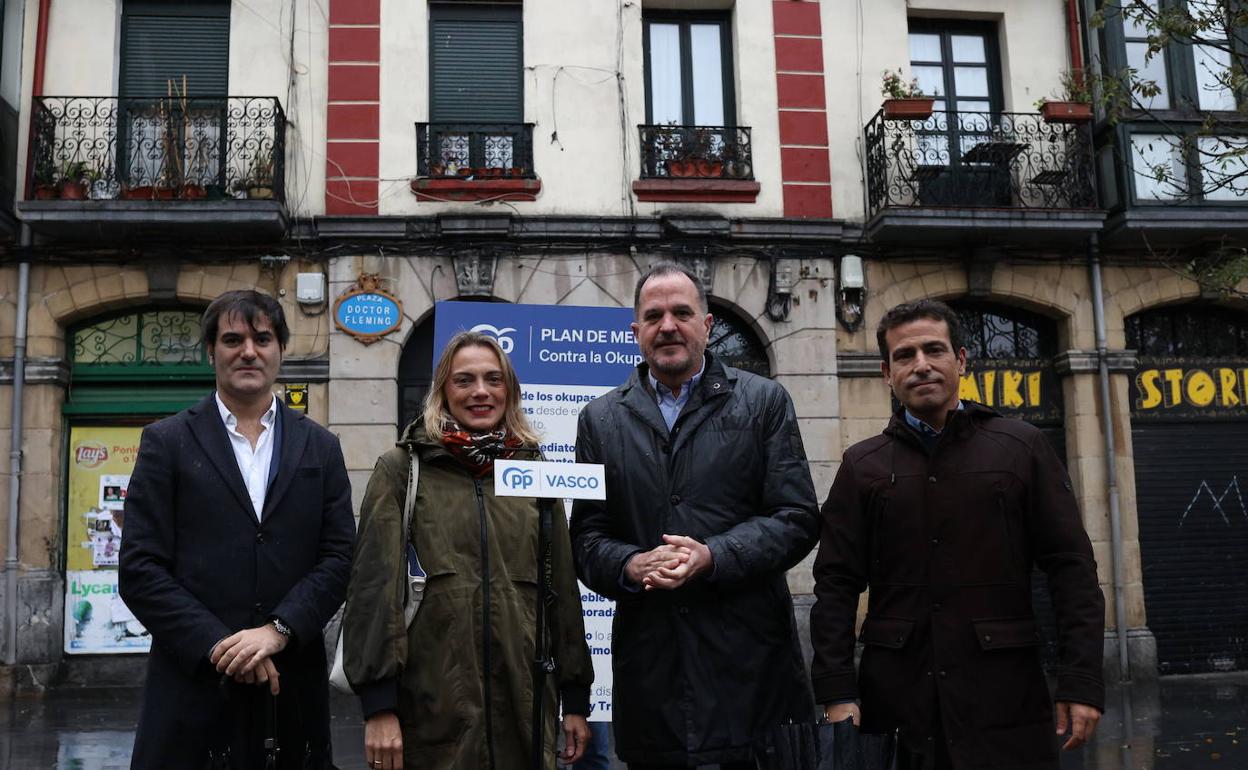 Gabriel Rodrigo, Raquel González, Carlos Iturgaiz y Carlos García. 