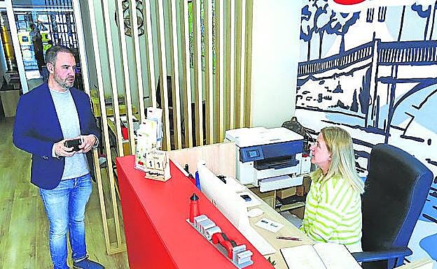 Imagen principal - Los trabajadores cotizarán atendiendo a los diferentes baremos. | Las cuotas seguirán funcionando de manera mensual. | Deberán ajustar su cotización de acuerdo a los ingresos reales. 