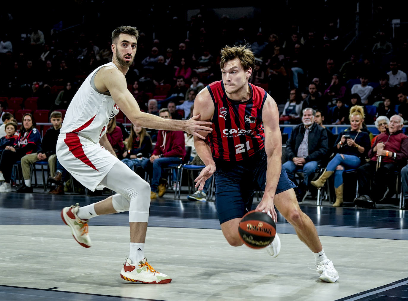Fotos: Las mejores imágenes del Baskonia-Girona