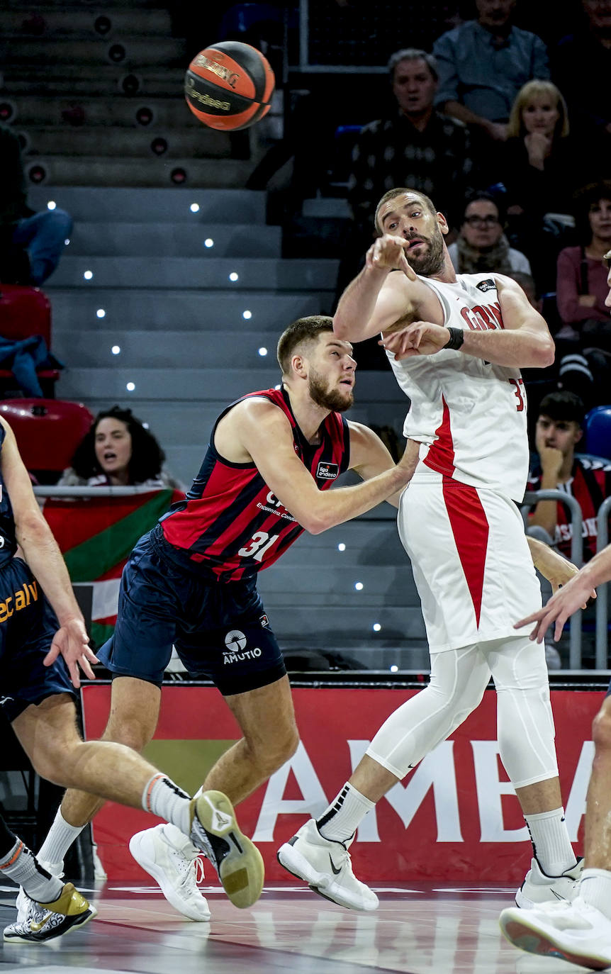 Fotos: Las mejores imágenes del Baskonia-Girona