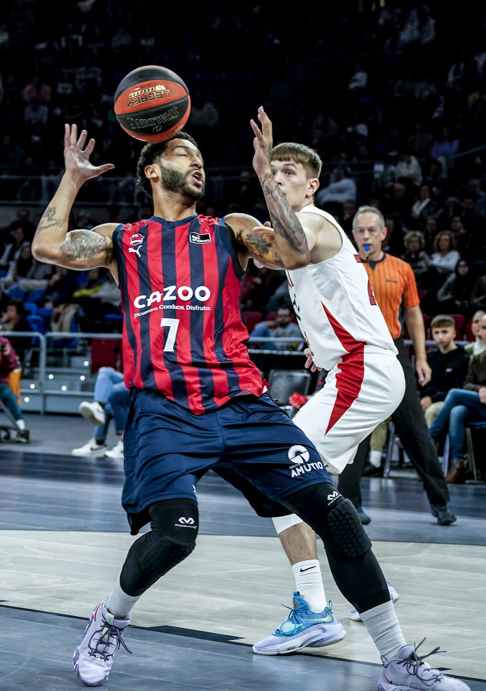 Fotos: Las mejores imágenes del Baskonia-Girona