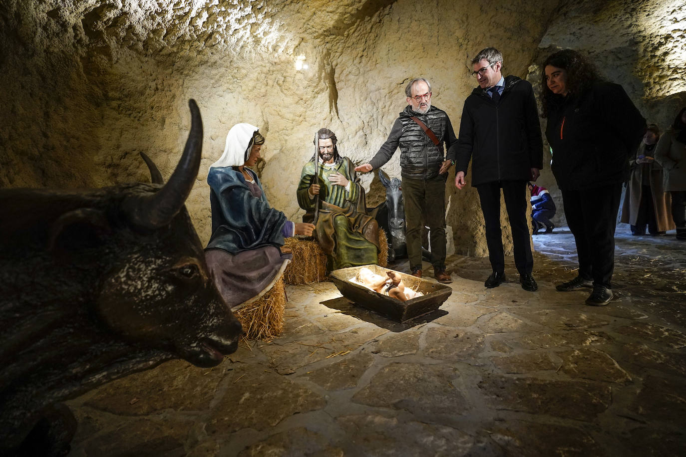 Fotos: Así ha quedado la renovada gruta del Belén de La Florida en Vitoria