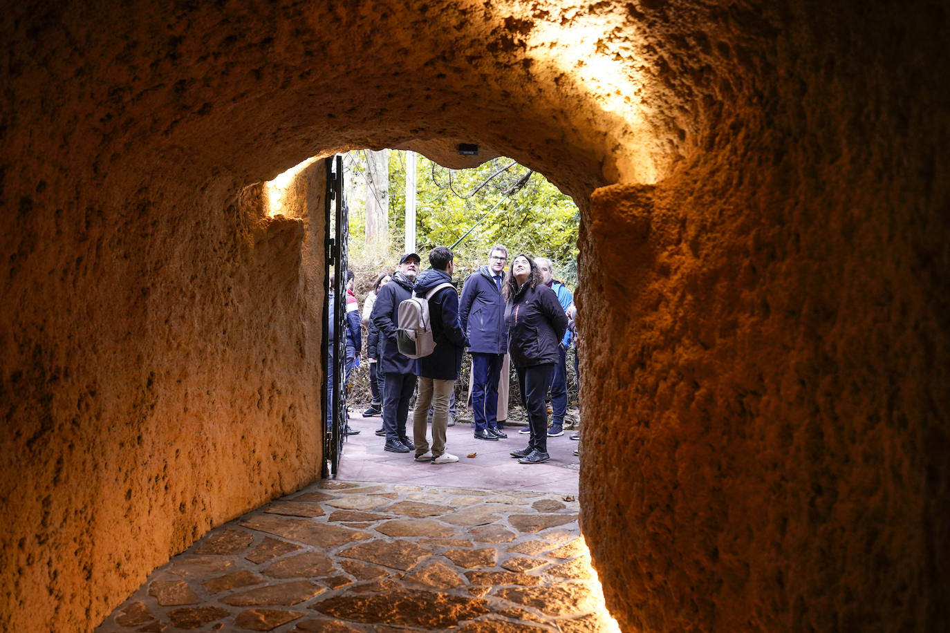 Fotos: Así ha quedado la renovada gruta del Belén de La Florida en Vitoria