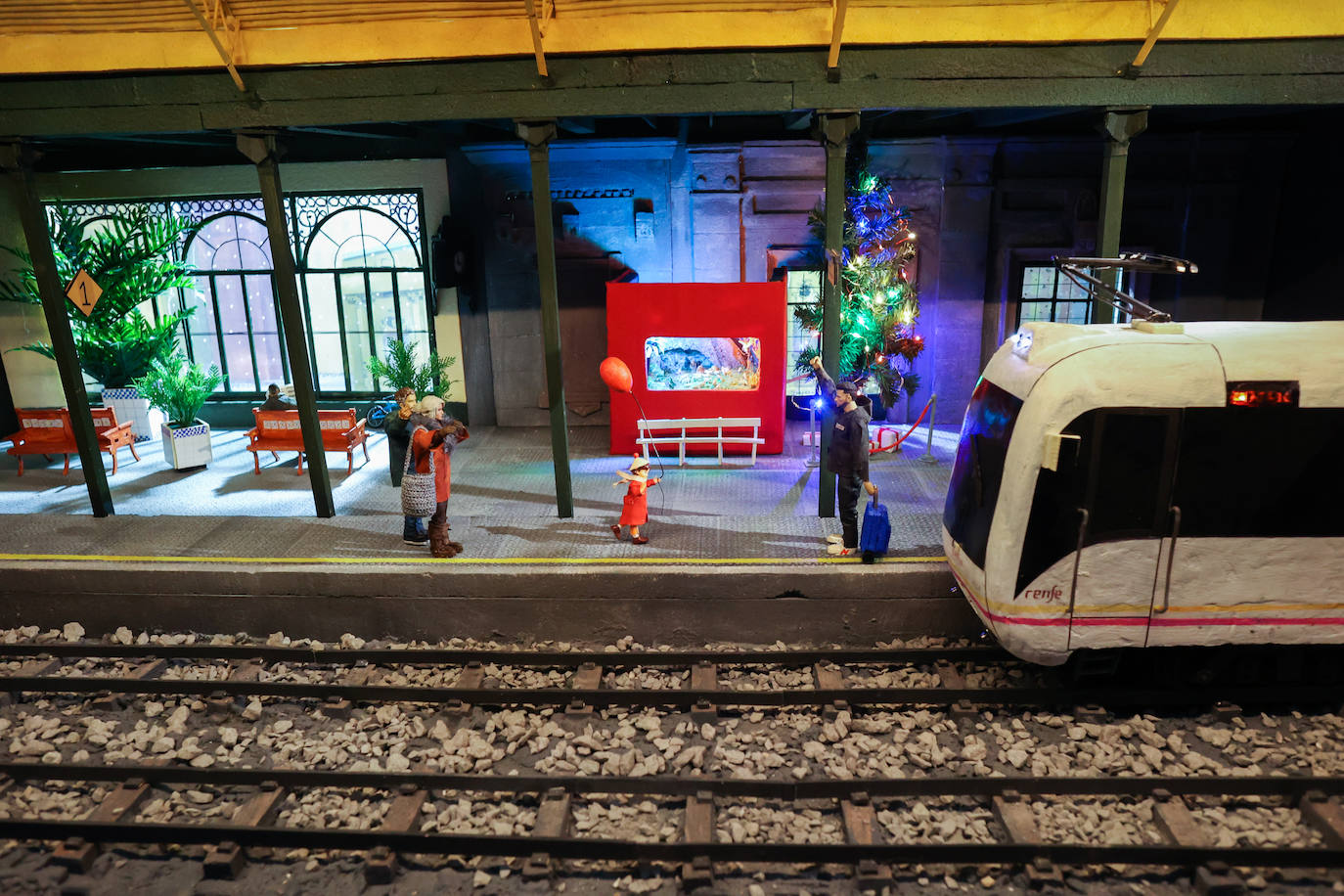 Petri Oleaga, de 92 años, ha confeccionado a ganchillo un belén con la técnica del 'amigurumi'. 