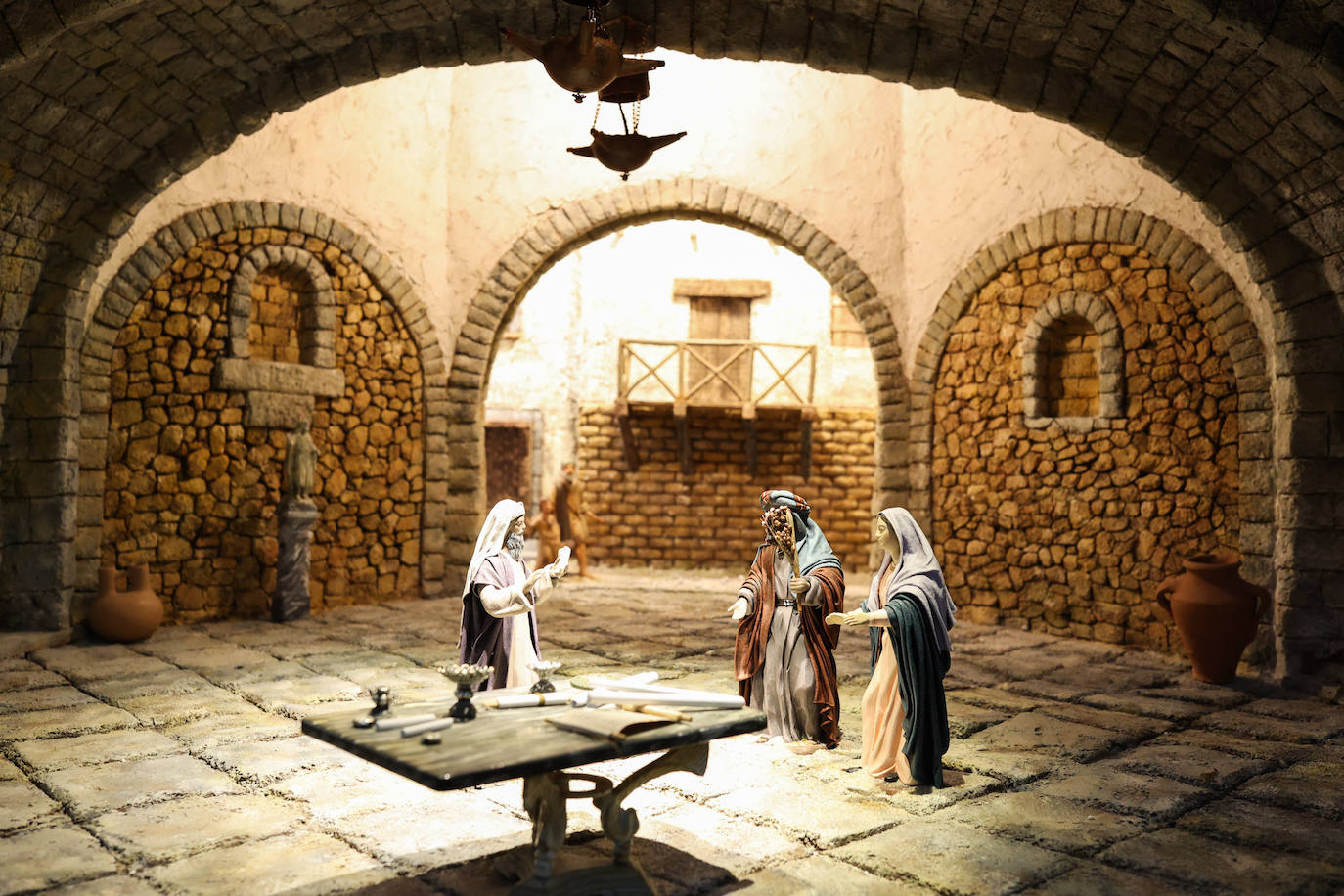 Petri Oleaga, de 92 años, ha confeccionado a ganchillo un belén con la técnica del 'amigurumi'. 