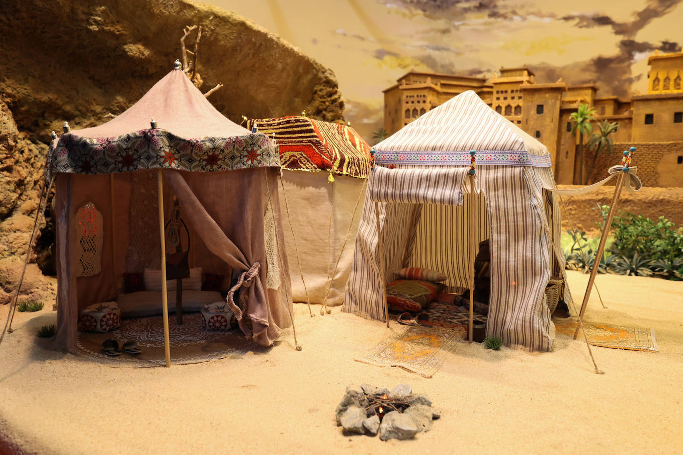 Petri Oleaga, de 92 años, ha confeccionado a ganchillo un belén con la técnica del 'amigurumi'. 