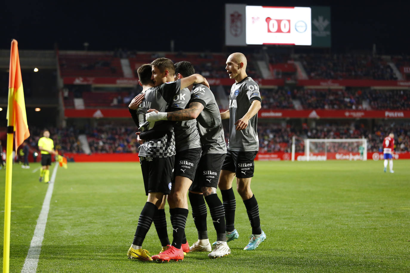 Fotos: Las fotos del Granada - Alavés