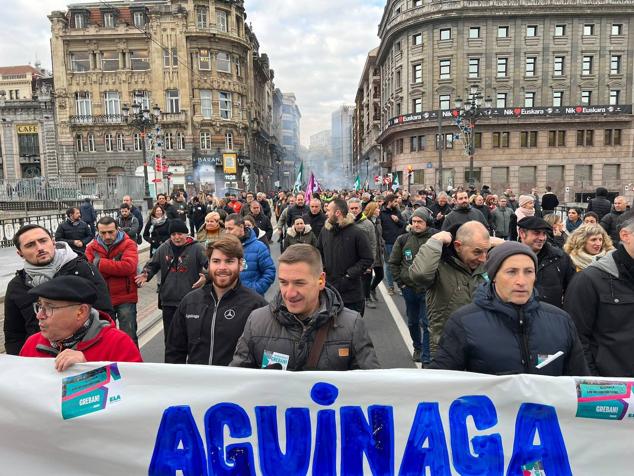 Fotos: La manifestación del Metal de Bizkaia, en imágenes