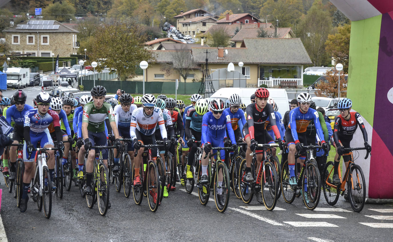 Fotos: Sánchez y Odriozola dominan en Amézaga