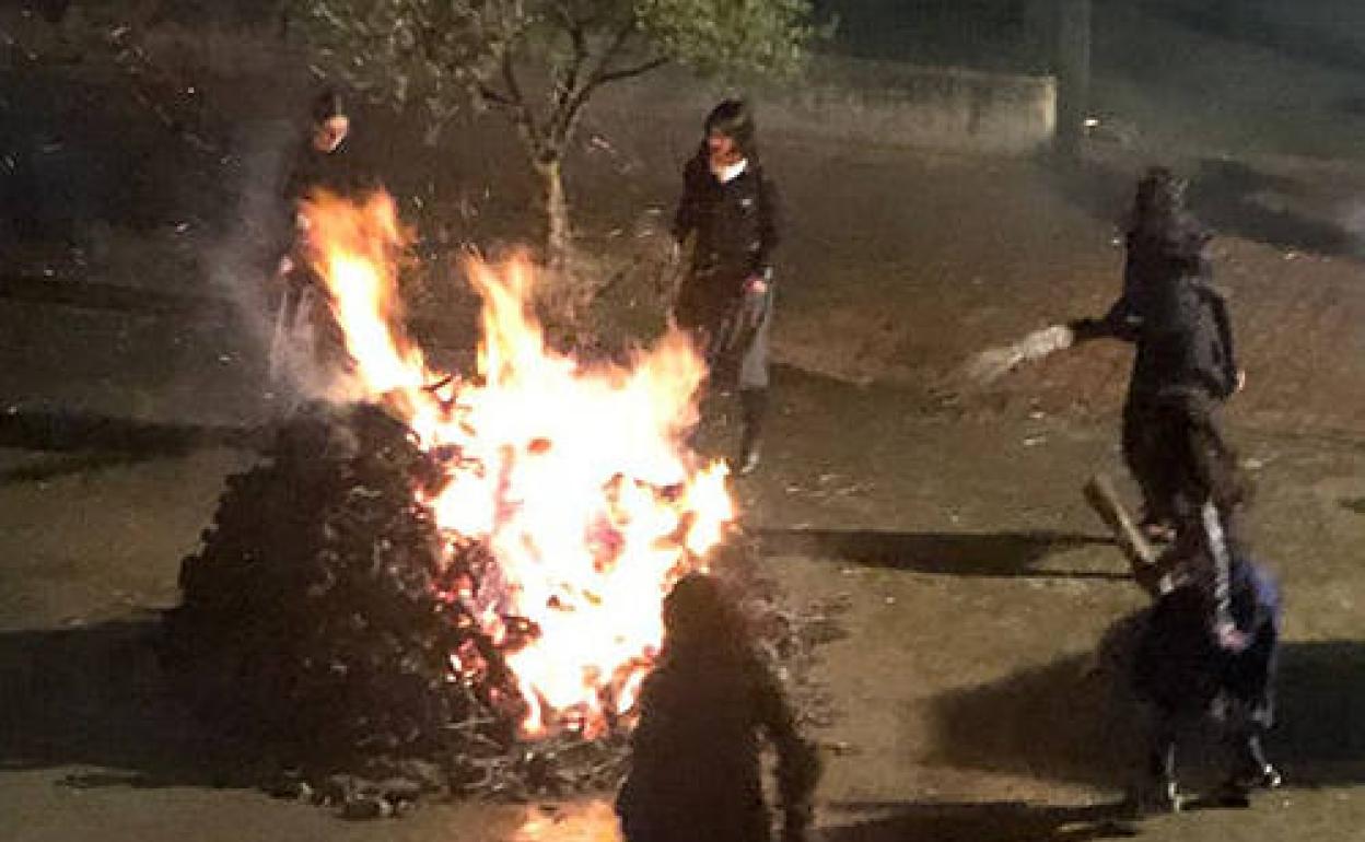 Navaridas quemará las 'mañasna el miercoles a las siete en el frontón. 