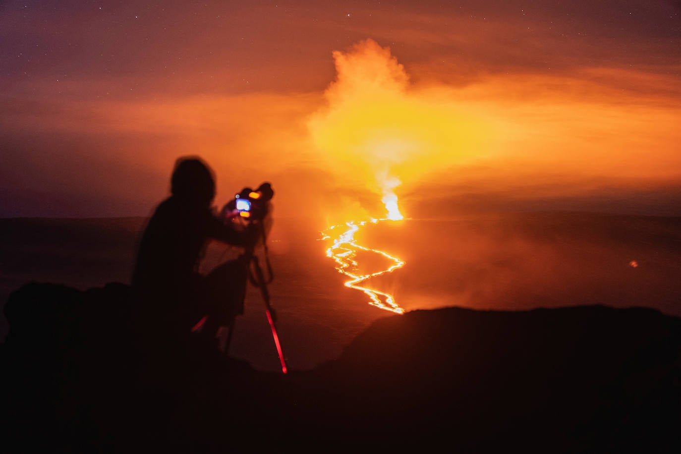 Fotos: Entra en erupción en Hawái el Mauna Loa, el volcán activo más grande del mundo