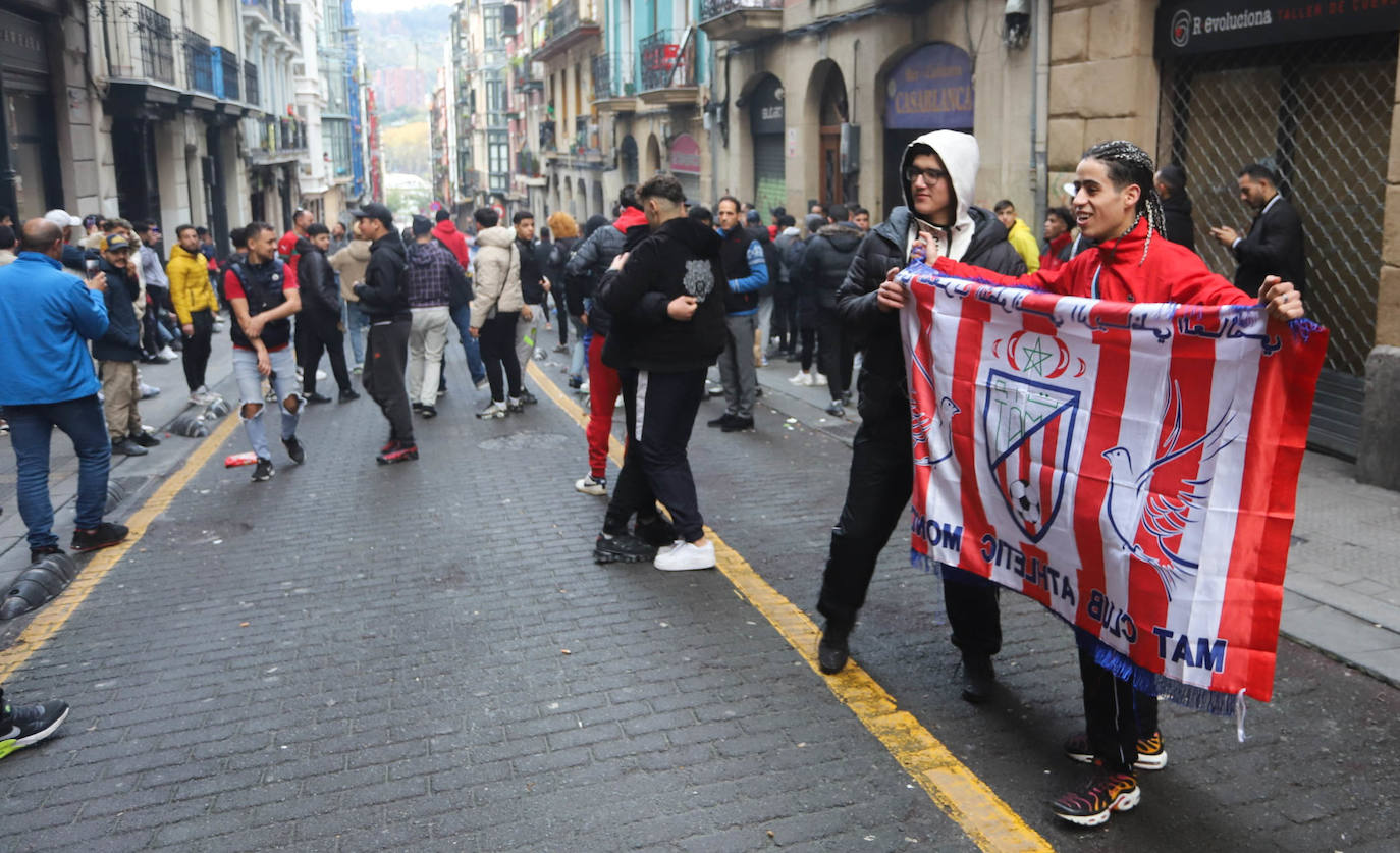 Fotos: La celebración de la afición marroquí por la victoria de su selección ante La Roja