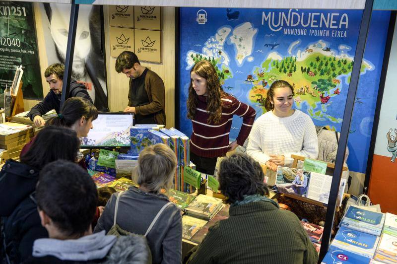 Fotos: Las imágenes de la Azoka de Durango