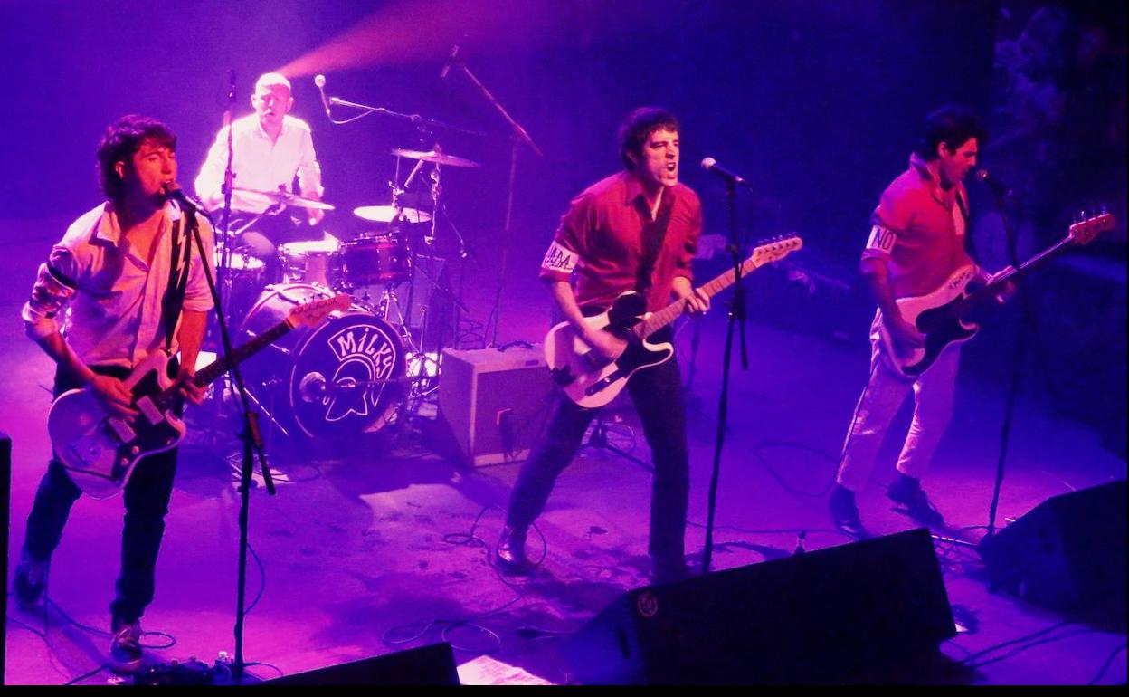 Biznaga rabiosos en el Antzoki. 