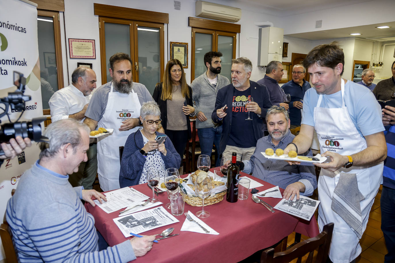 Fotos: Así fue la cena en la sociedad gastronómica La Concordia-Lagunartea