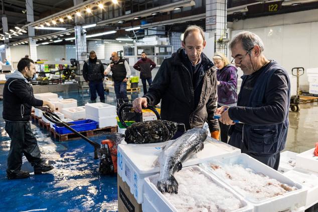 Compras de Navidad. MercaBilbao. Basauri. Bizkaia. 