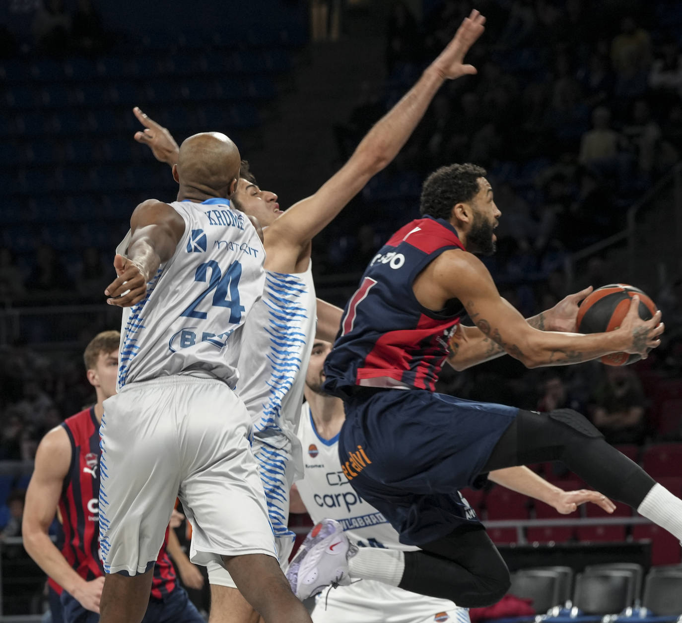 Fotos: El Baskonia - Fuenlabrada, en imágenes