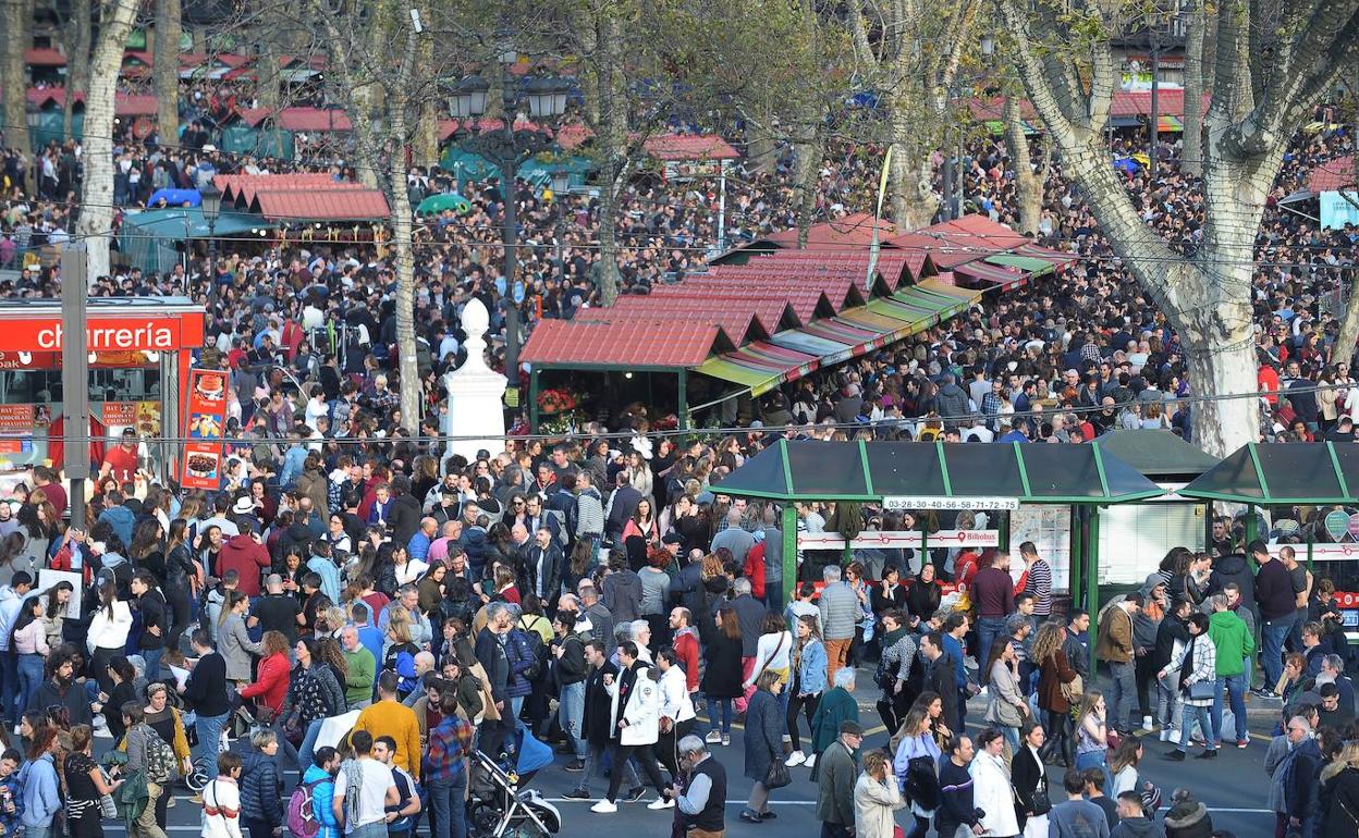 Sin lluvia y a 17 grados, tiempo perfecto para el mercado