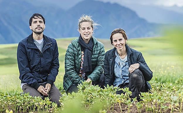 Virgilio Martínez, Pia León y Malena Martínez.