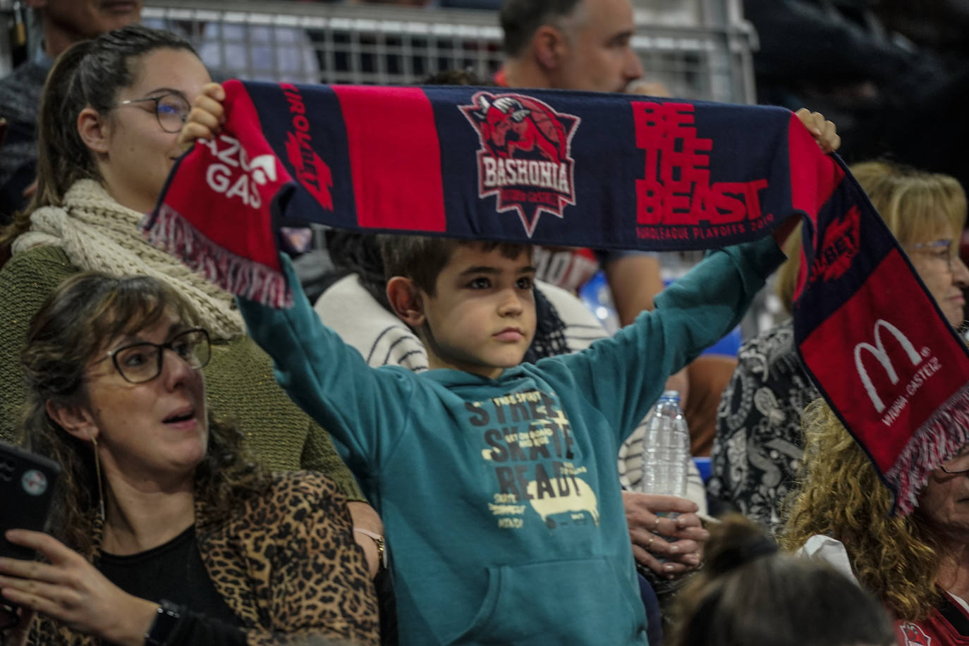 Fotos: Ambientazo en el Buesa Arena en el choque entre el Baskonia y el Real Madrid