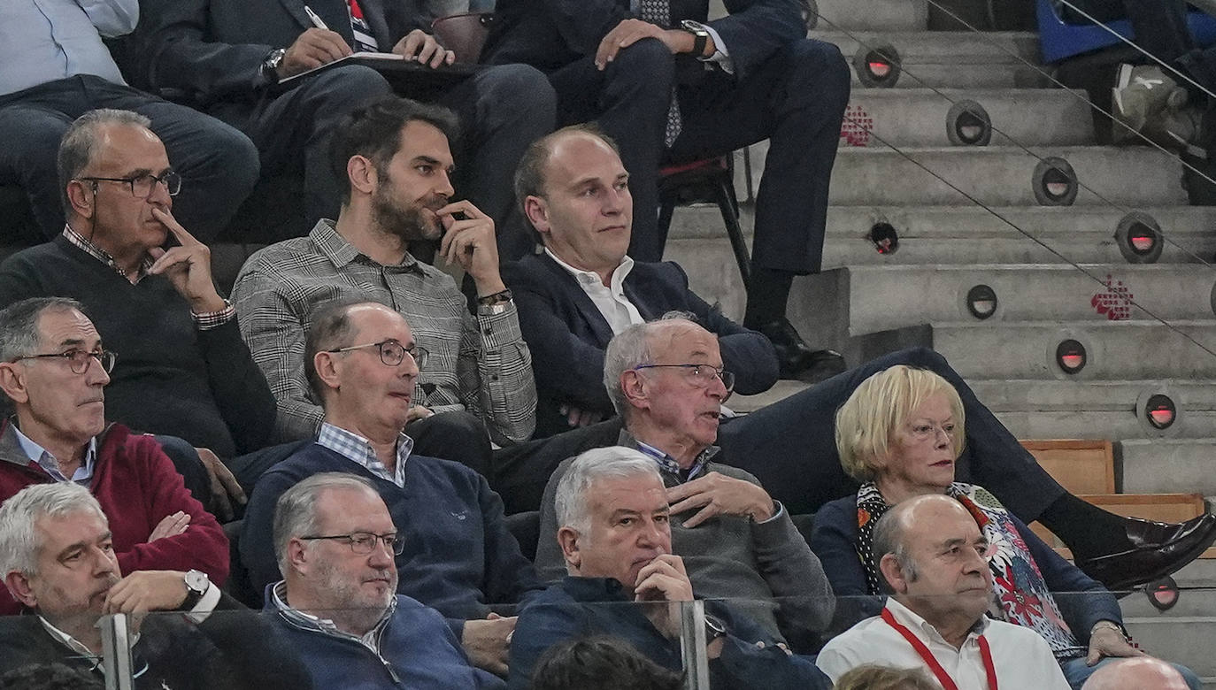 Fotos: Ambientazo en el Buesa Arena en el choque entre el Baskonia y el Real Madrid