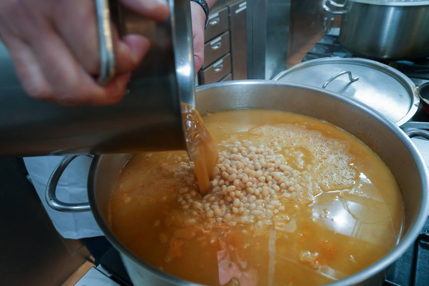 Fotos: Así fue la cena en la Sociedad Gastronómica Eskola Zaharra