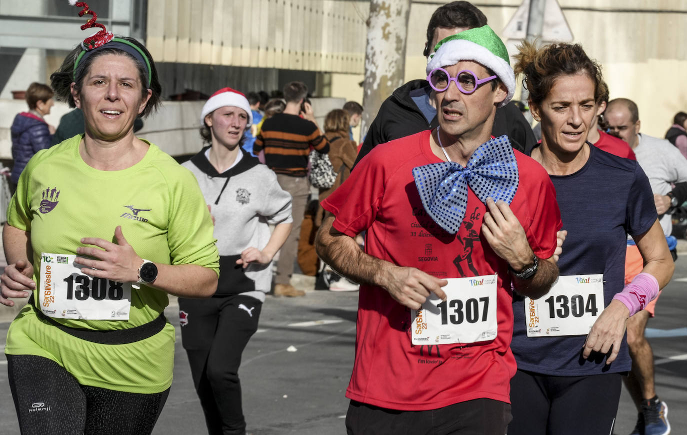 Fotos: Las mejores fotos de la San Silvestre de Vitoria