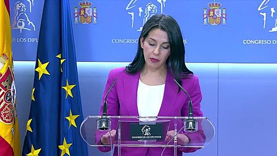 Arrimadas echa la persiana