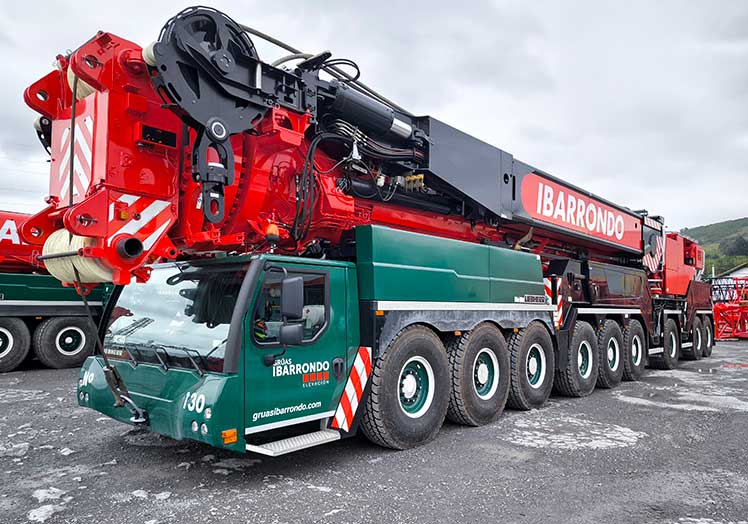 La grúa, configurada para desplazarse.