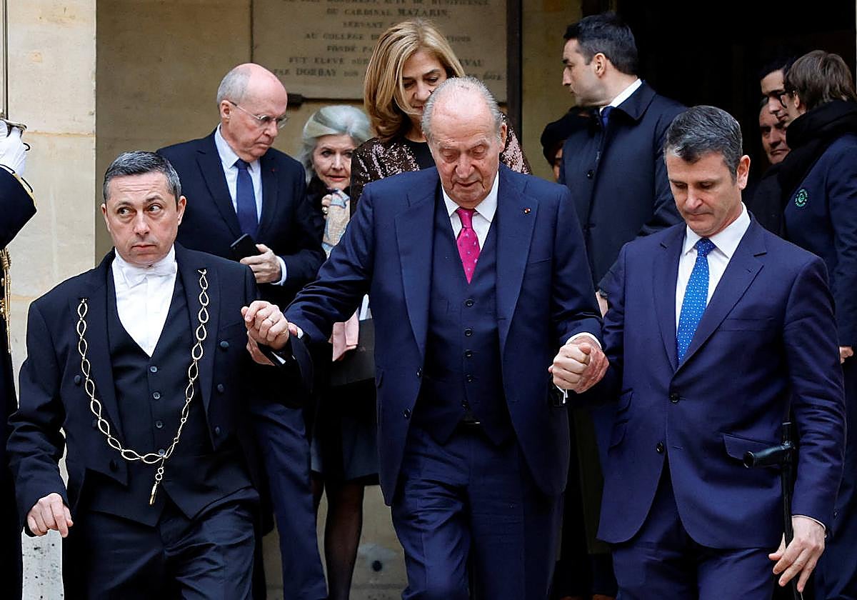 El emérito, tras la ceremonia