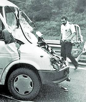 Imagen secundaria 2 - La Unidad de Tráfico de la Ertzaintza cumple 40 años: «Nos tuvimos que inventar»