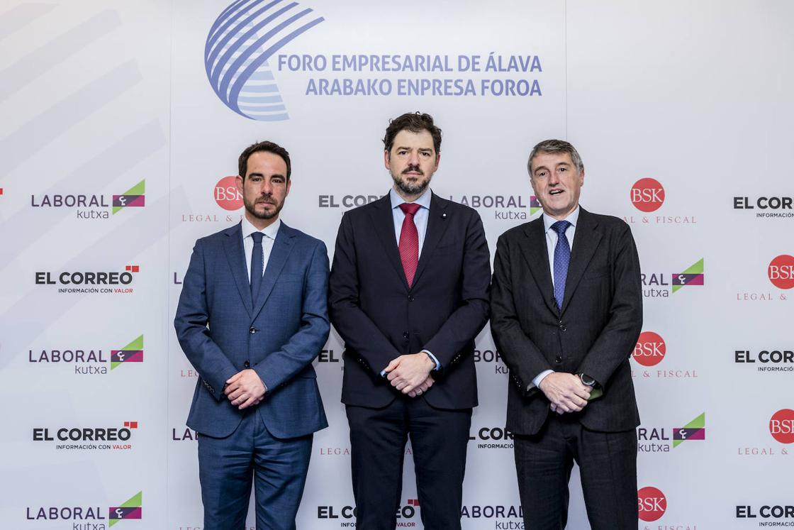 Mikel Martín, Eduardo Escalante y Jon Ander de las Fuentes.