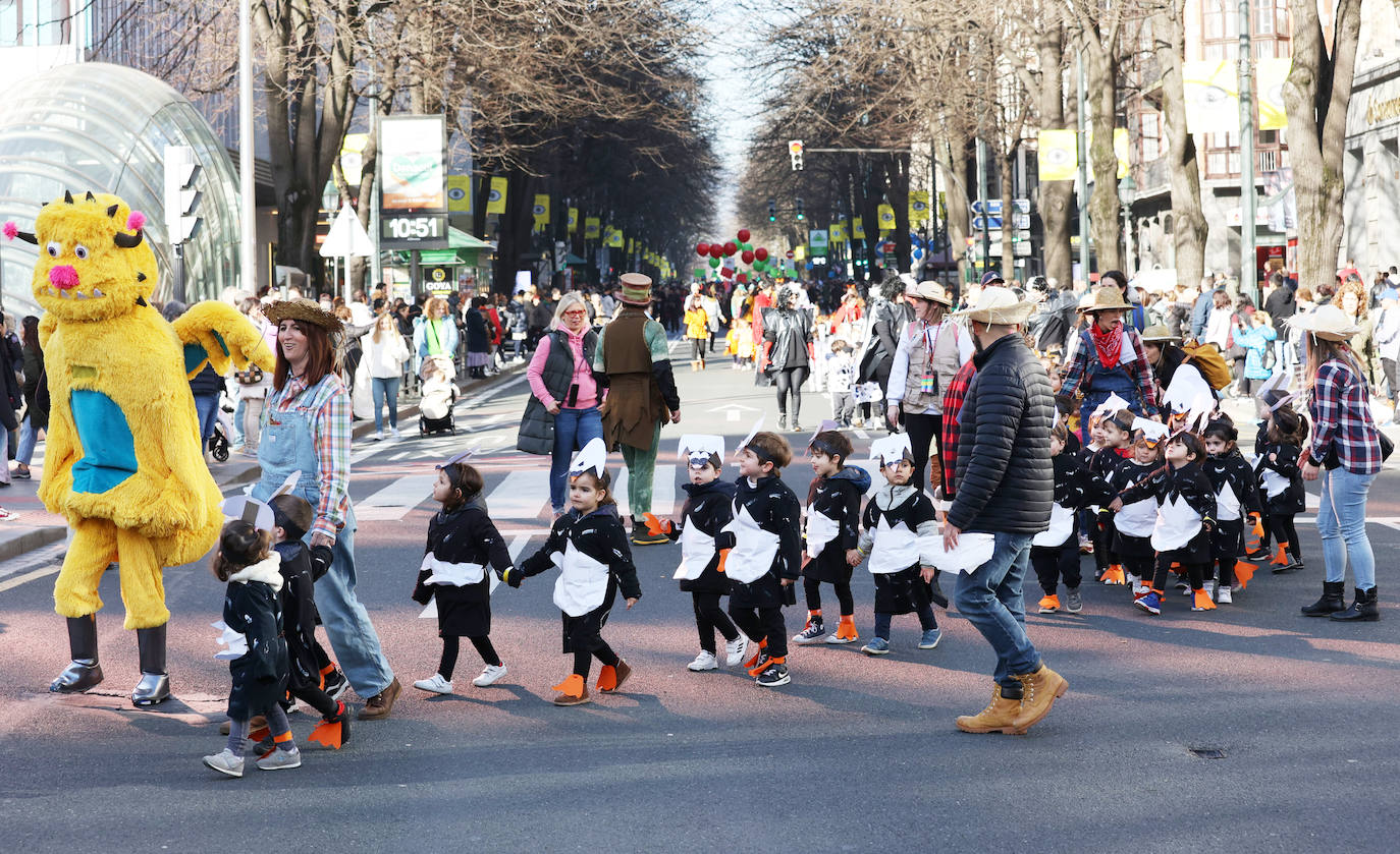 Los niños de Bilbao desfilan por Carnaval