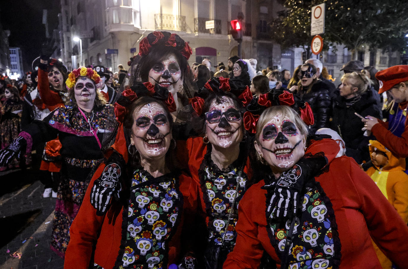 Vitoria se tiñe de Carnaval