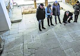 La iglesia de Villanueva de la Oca, donde se puede ver la imagen de su campanario, señas que eran habituales para facilitar la construcción de templos.