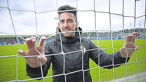 Kike Barja: «Tuve una oferta del Athletic, pero decidí quedarme en Osasuna y no me arrepiento»