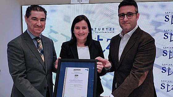 Santurtzi, primer municipio de Bizkaia premiado por su calidad en el área municipal de Hacienda