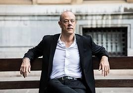 El escritor Borja Ortiz de Gondra, en Bilbao.