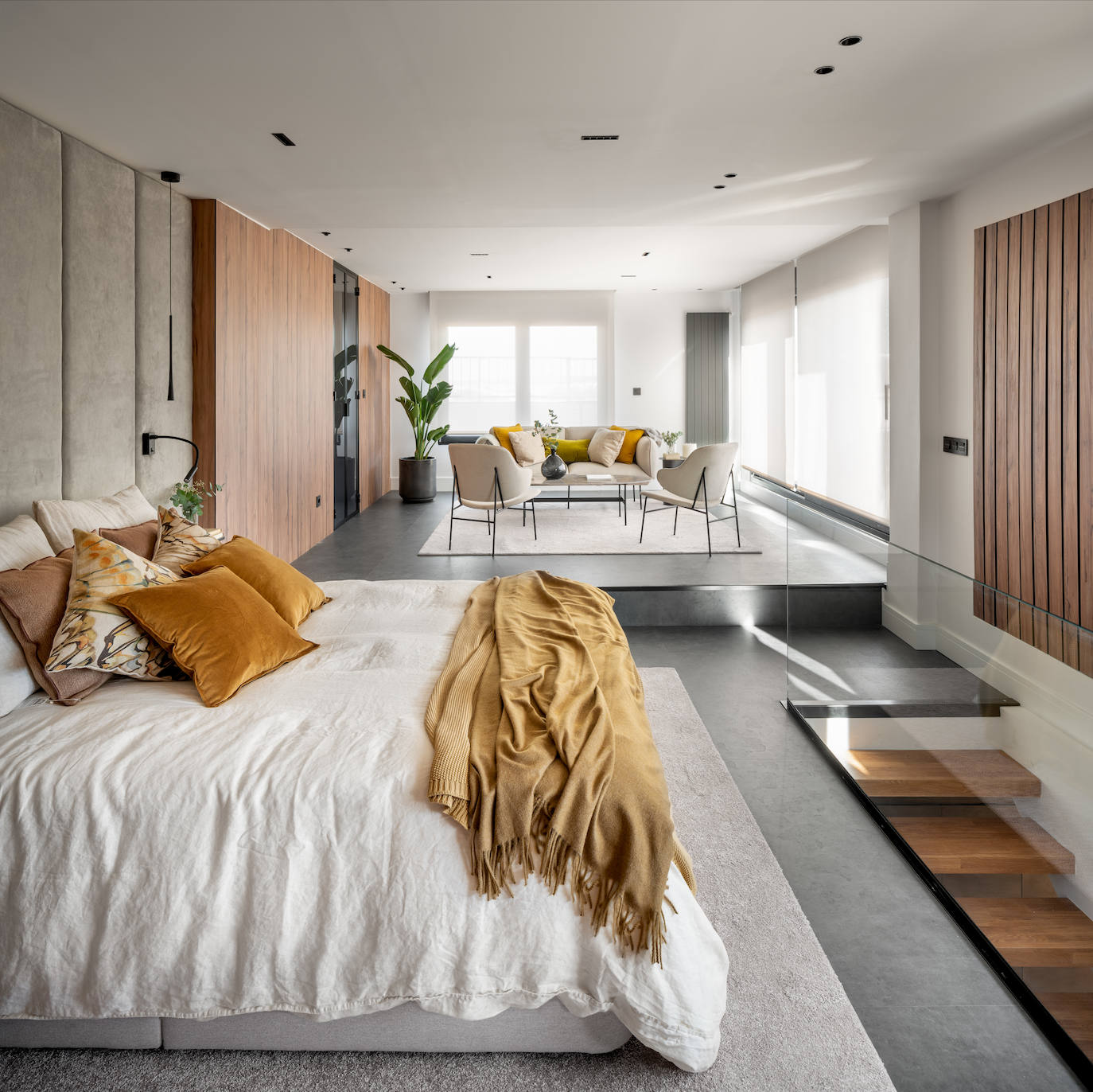 El dúplex de diseño de una pareja en Santurtzi con vistas inmejorables