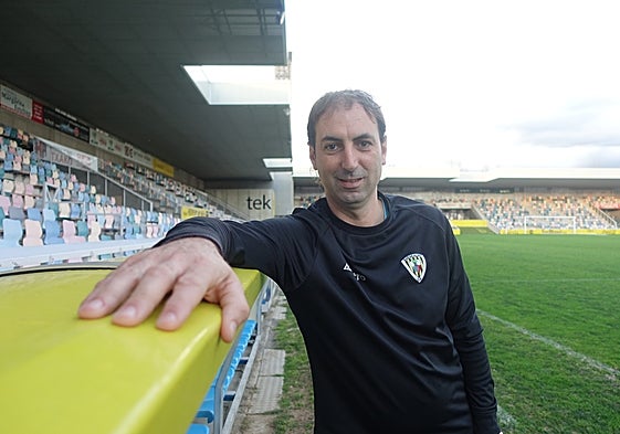 Fernando Fernández es el segundo de Imanol de la Sota, quien le dirigió cuando era juvenil