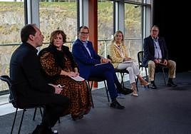 Foro en Abanto Zierbena con los 4 alcaldes de la comarca.