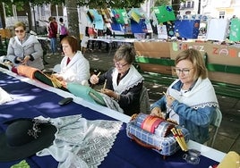 Las mujeres de Lekeitio volverán a ofrecer una exhibición de encajes de bolillos.