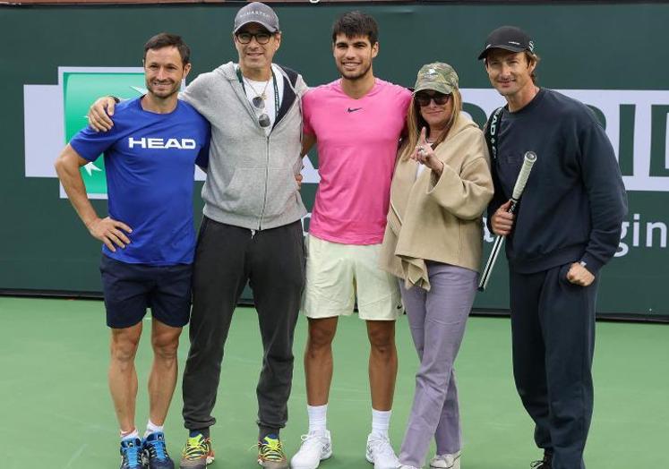 Imagen principal - Alcaraz, el nuevo depredador del tenis mundial