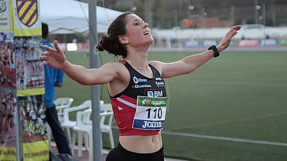 Isabel Barreiro, del Bilbao Atletismo, se cuelga el oro en 10.000 en el Campeonato de España