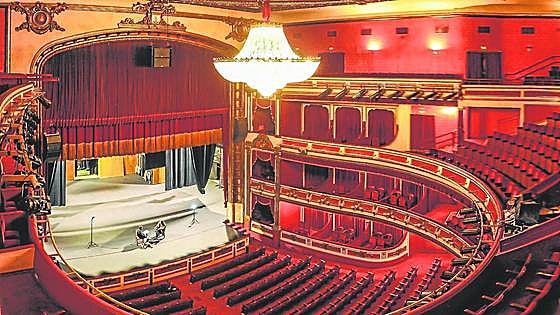 El tiempo se le echa encima al Teatro Principal de Vitoria
