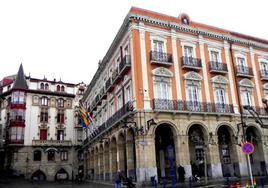 El alcalde de Portugalete, Mikel Torres asegura que se responde «a todo siempre».