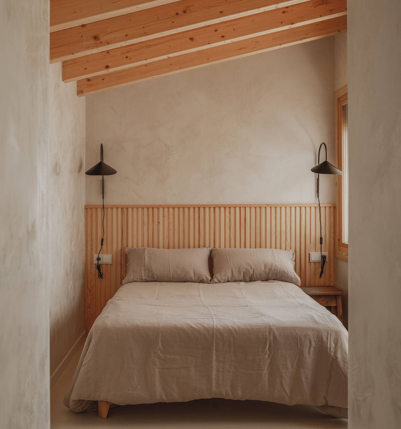 Antes y después: una pareja bilbaína idea la casa rural más disfrutona