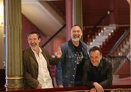 Los tres actores en el Arriaga, donde actúan desde este jueves hasta el sábado.